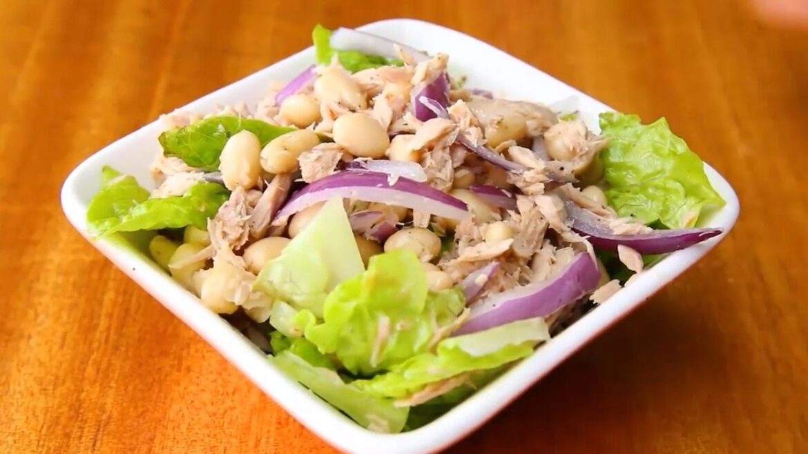 How to Make The Best Tuna And White Bean Salad