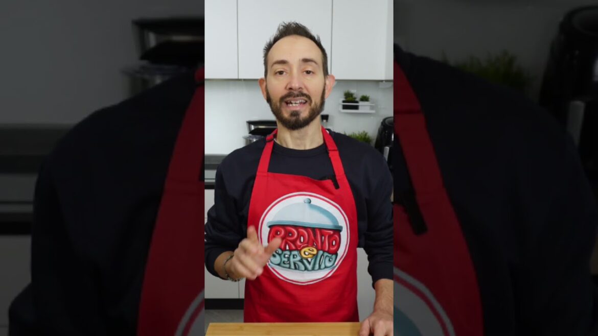 Scacciata catanese con salsiccia e patate