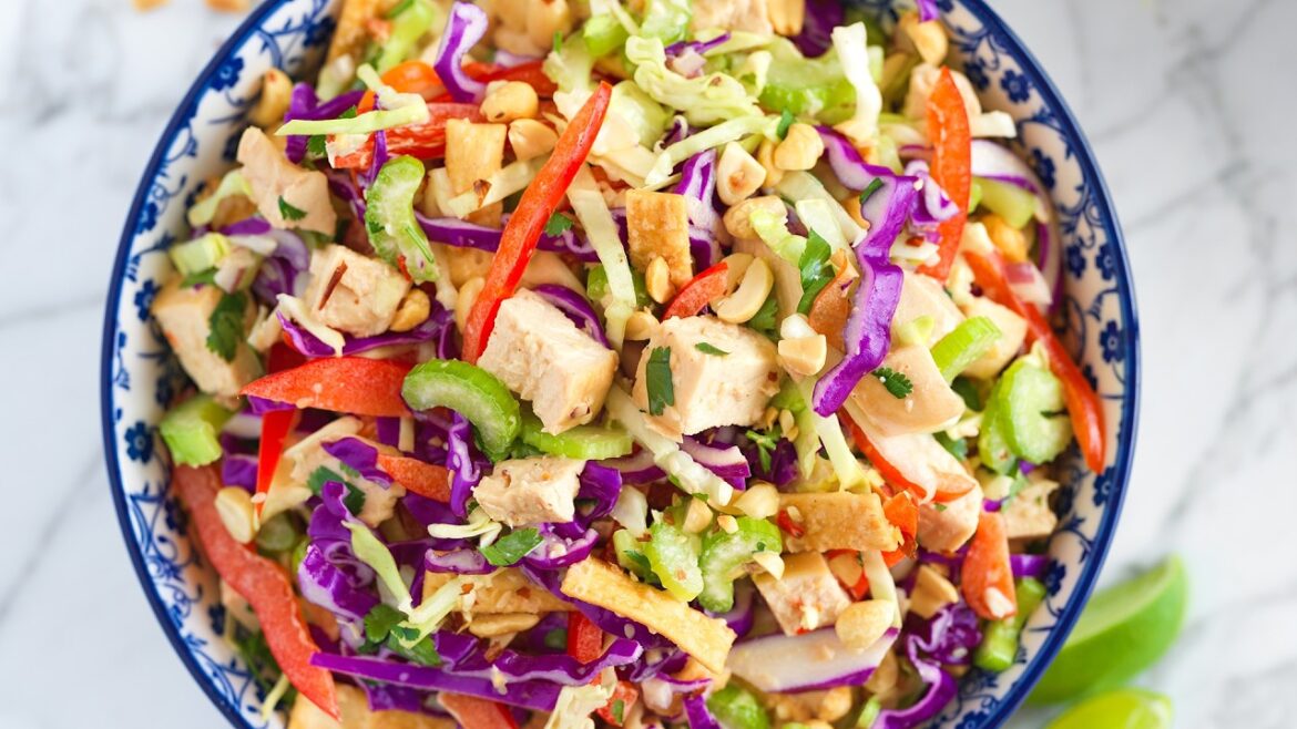 Crunchy Thai Chicken Salad Recipe