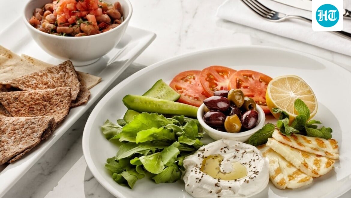 Is your diet anti-inflammatory? UK surgeon explains how to switch up your regular diet; shares nutrients to prioritise