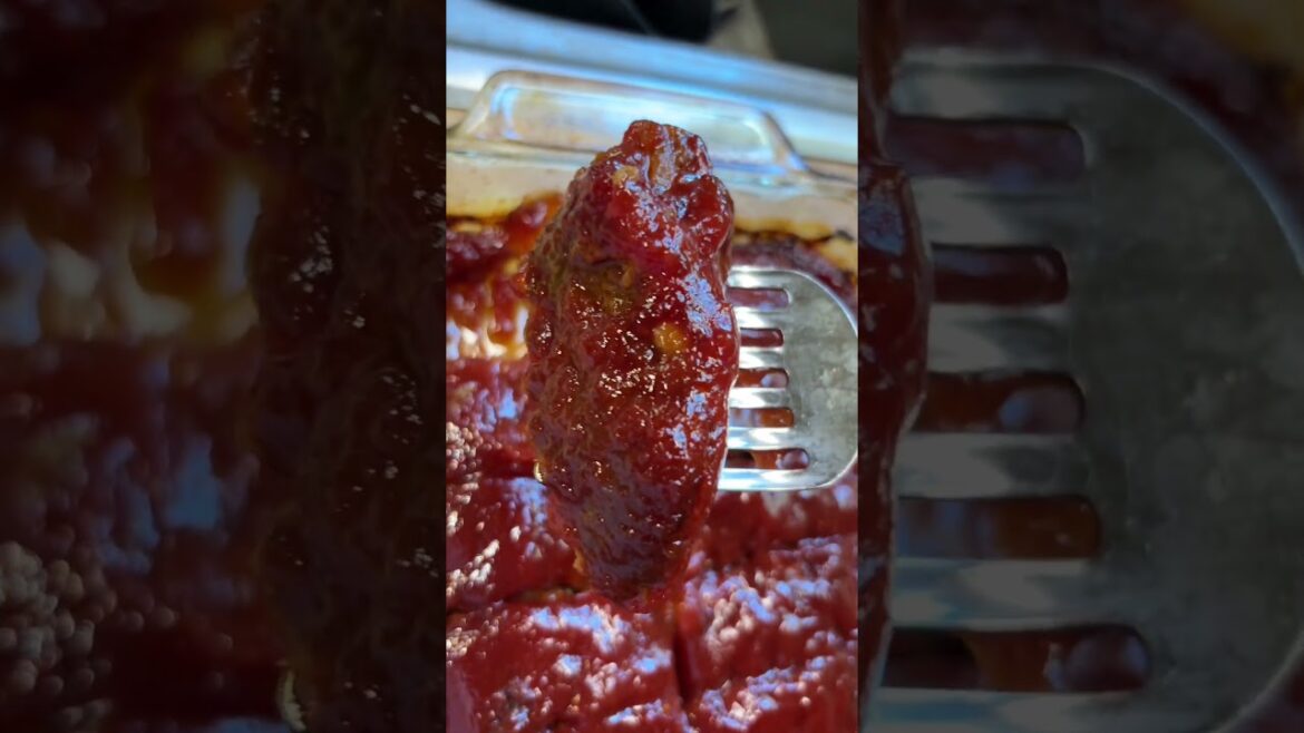 Classic Meatloaf Just Like Mama Made