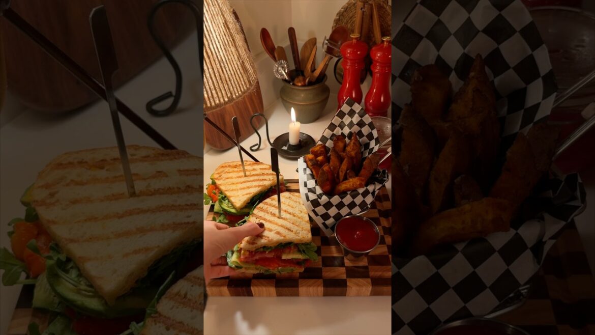 Mediterranean Roasted Red Pepper Sandwich