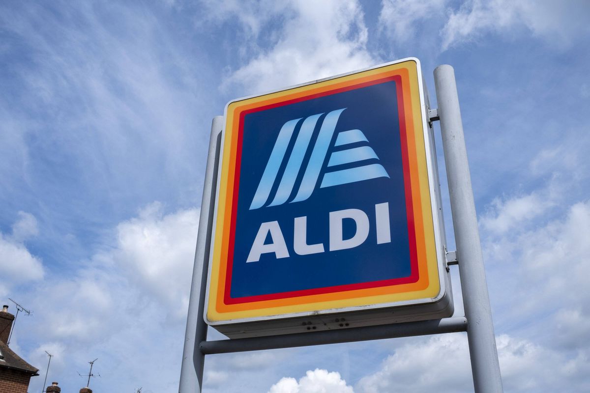Aldi Supermarket sign