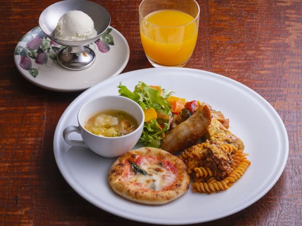 Kids' lunch plate at Trattoria Sette