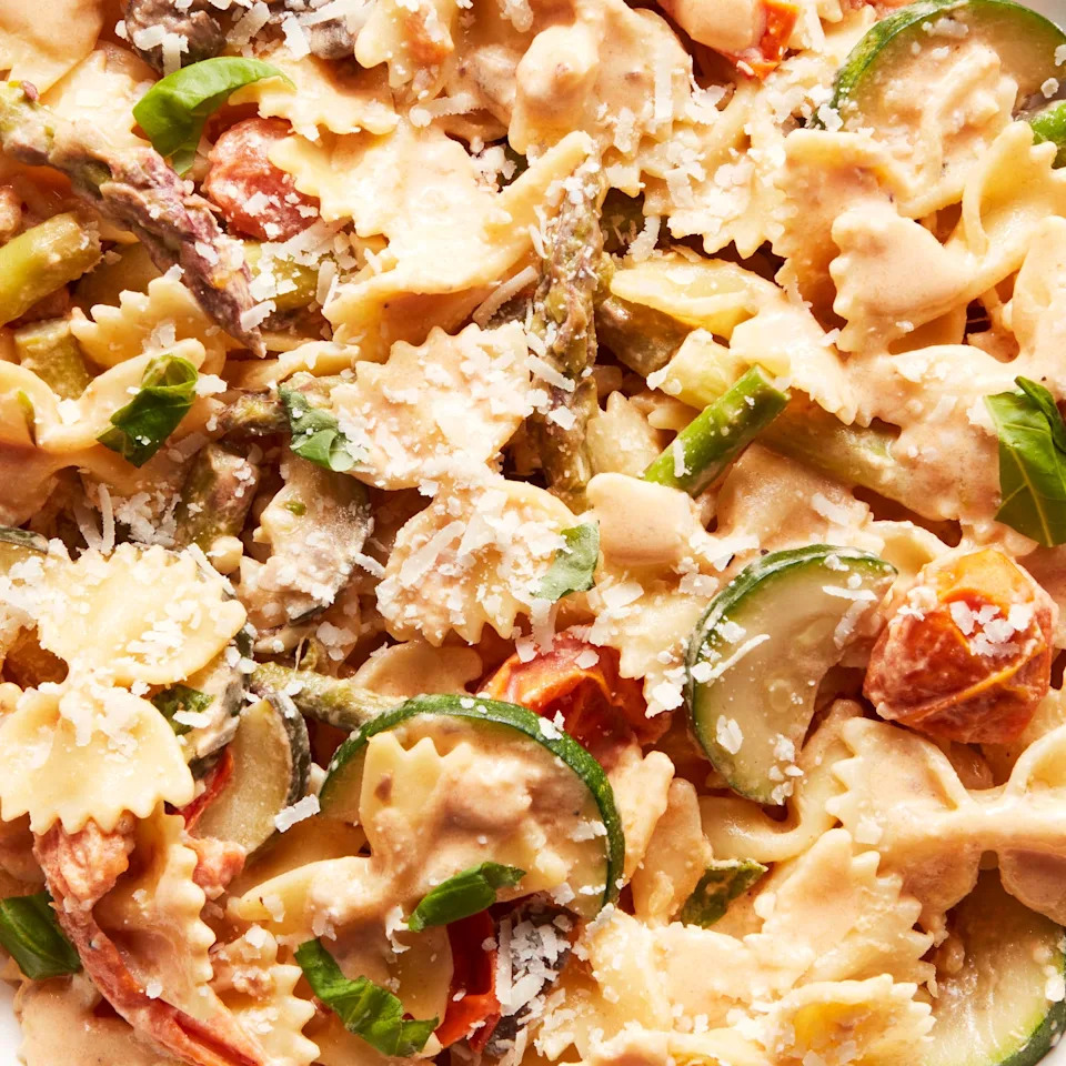 Photo credit: PHOTO: JOSEPH DE LEO; FOOD STYLING: MAKINZE GORE