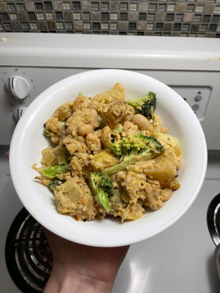 Cheazy cauliflower gratin w/ broccoli