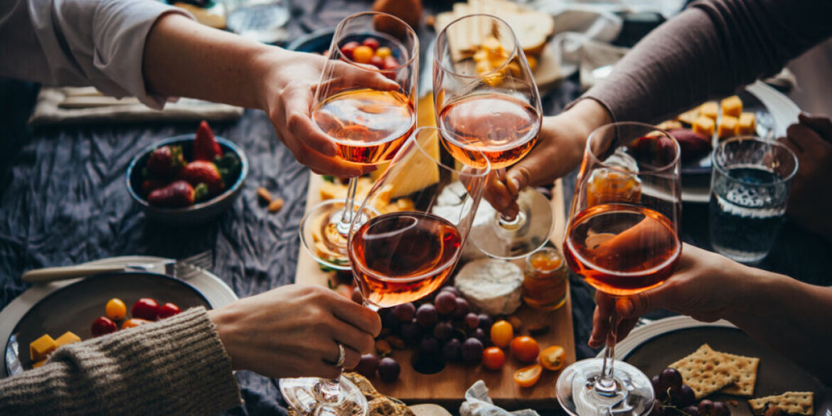 Dining etiquette in France: Common faux pas to avoid