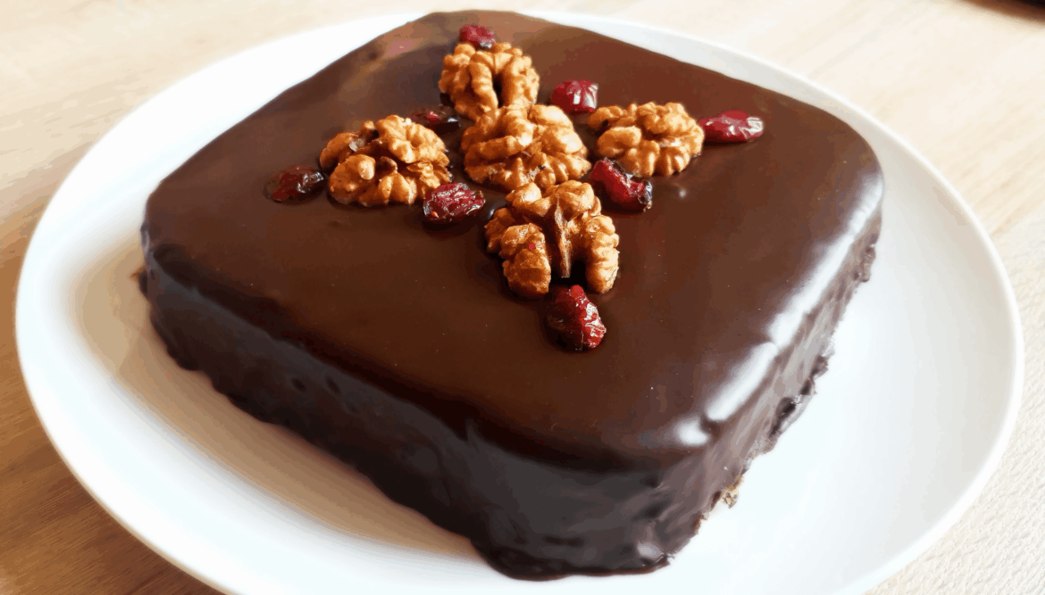 Made an Easter European (hehe) no bake curd and cookies cake with roasted walnuts and whisky infused cranberries for my Catholic friend who misses his home