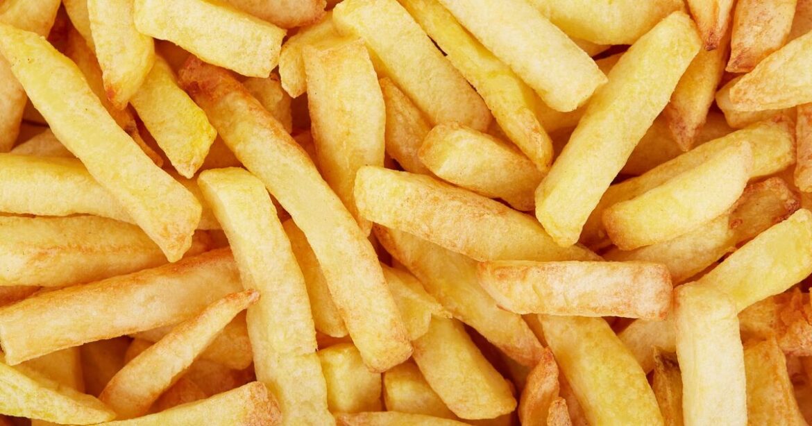 Microwave cooking technique could make chips much healthier