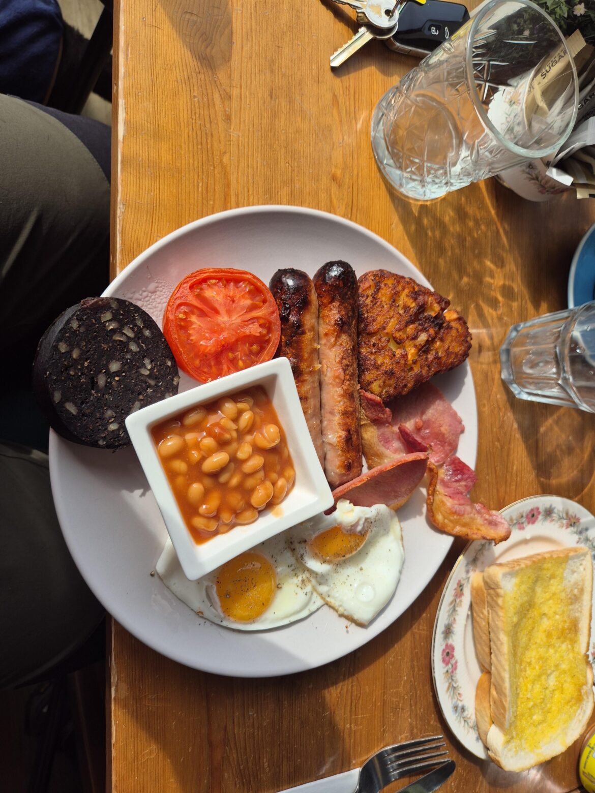 11 quid, Kinsleys Crosby Liverpool