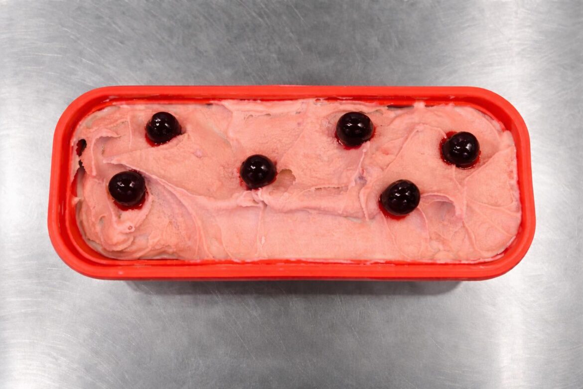 DF, ultra easy and fabulous Cherry ice cream