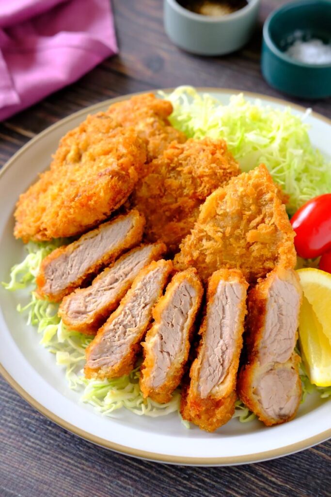 Crispy and Tender Pork Tenderloin Cutlets (Hirekatsu, ヒレカツ)