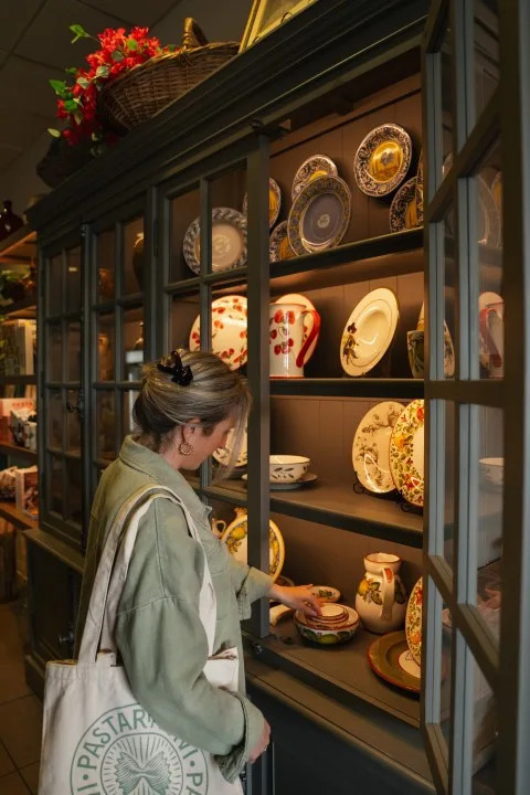 Pastaria Vivi officially opened in Encinitas, offering fresh pasta, ready-to-cook meals and specialty Italian goods under one roof. (Credit: Kimberly Motos)