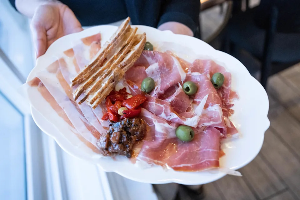 Candela Cucina opens in Candleworks building welcoming guests to a culinary journey with Mediterranean cuisine.