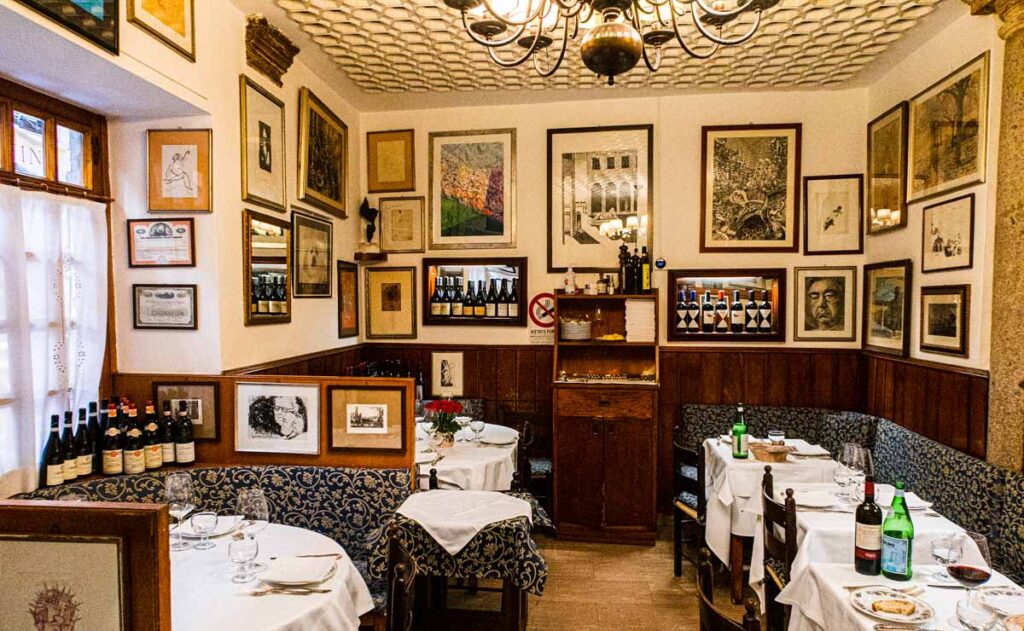 Dining Room at Al Moro in Rome