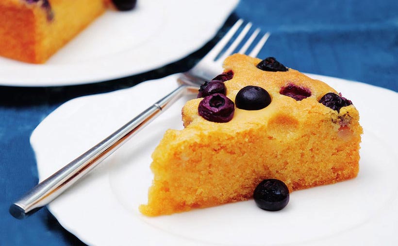 Vegan Blueberry Polenta Cake - vegan Italian recipes