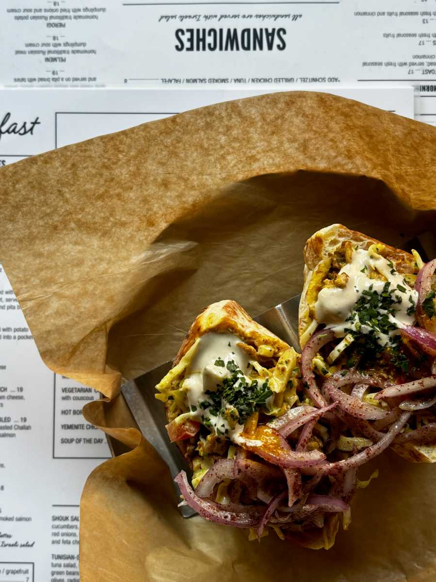 Mediterranean tradition finds its rhythm at 12 Chairs in Soho 5