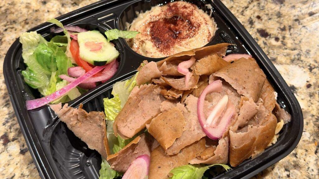 Mediterranean Spice merges Moe's Pizza menus in Atascadero