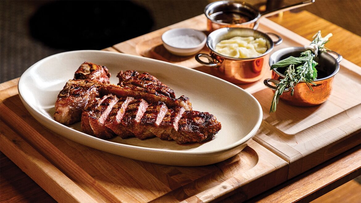 Eataly Las Vegas combines shopping, cuisine and great dining into one experience -
Las Vegas Magazine