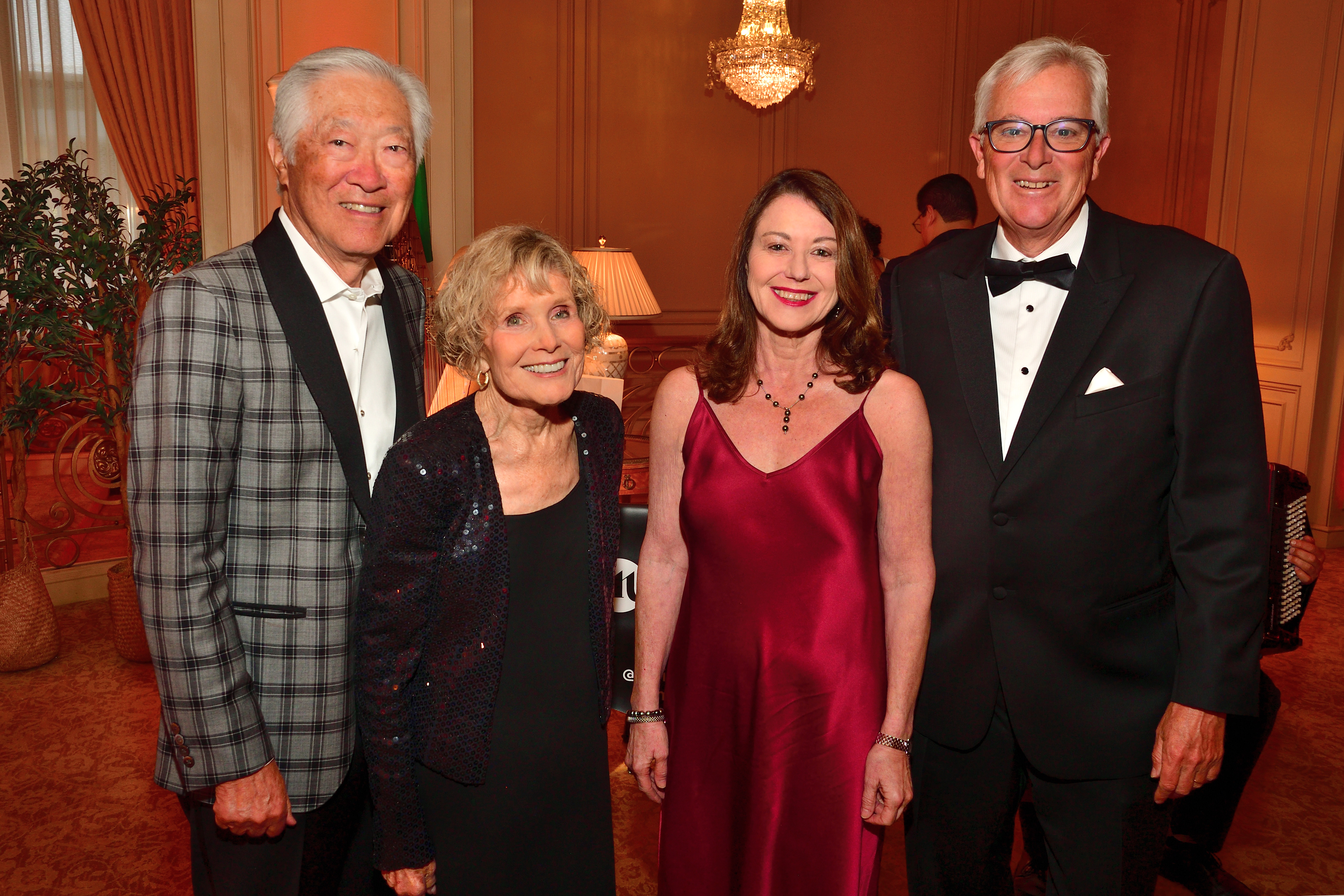 Dr. Jeff and Carol Chang, Cristina Della Coletta, Mike Thrift...