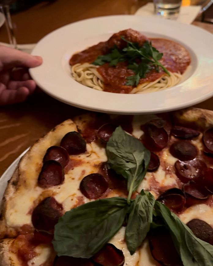 Imbriglio’s Pepperoni Pizza