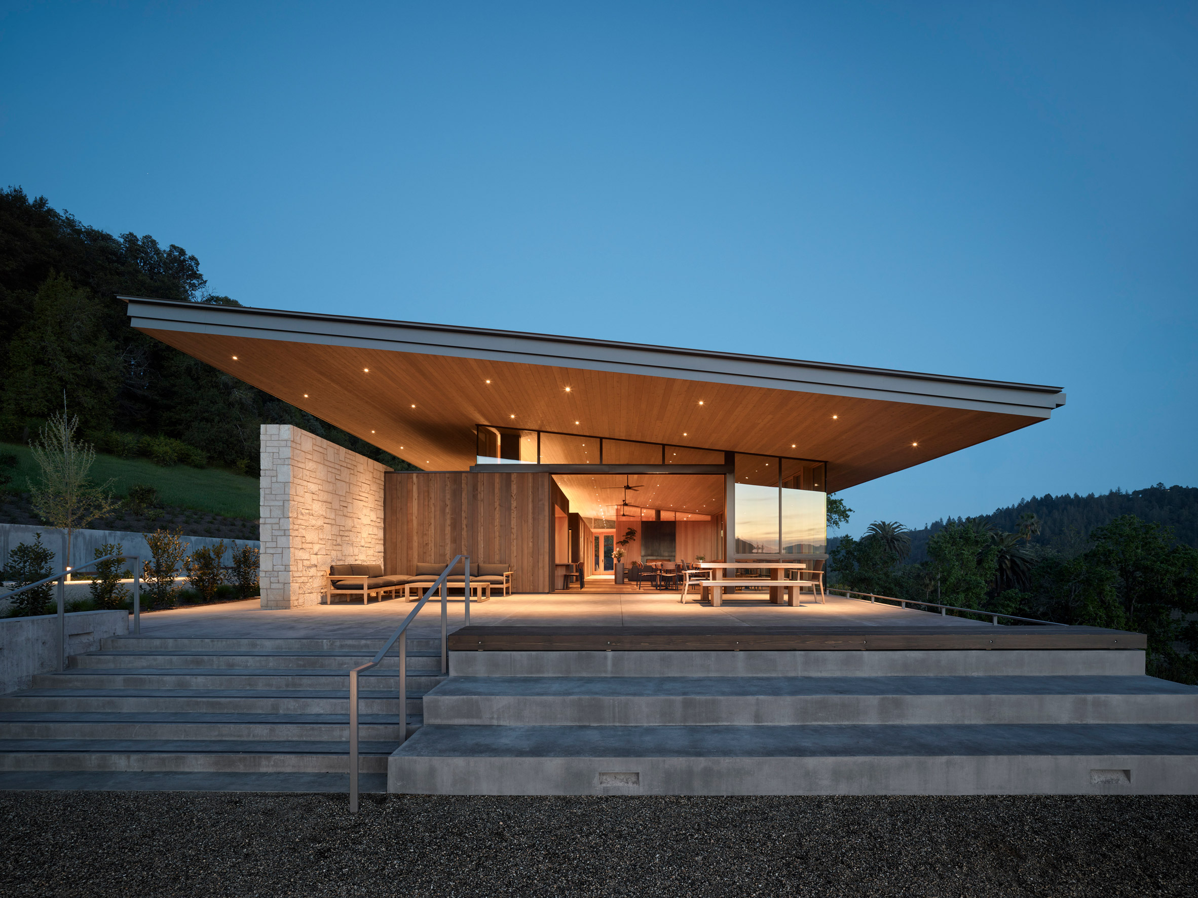 Auteur Russian River winery in California by Bohlin Cywinski Jackon