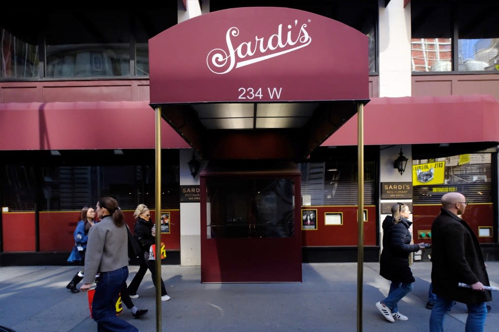 Sardi’s, the historic theater district restaurant known for its gargantuan gaggle of celebrity caricatures, is set to temporarily close this summer for renovations. Luiz C. Ribeiro for NY Post