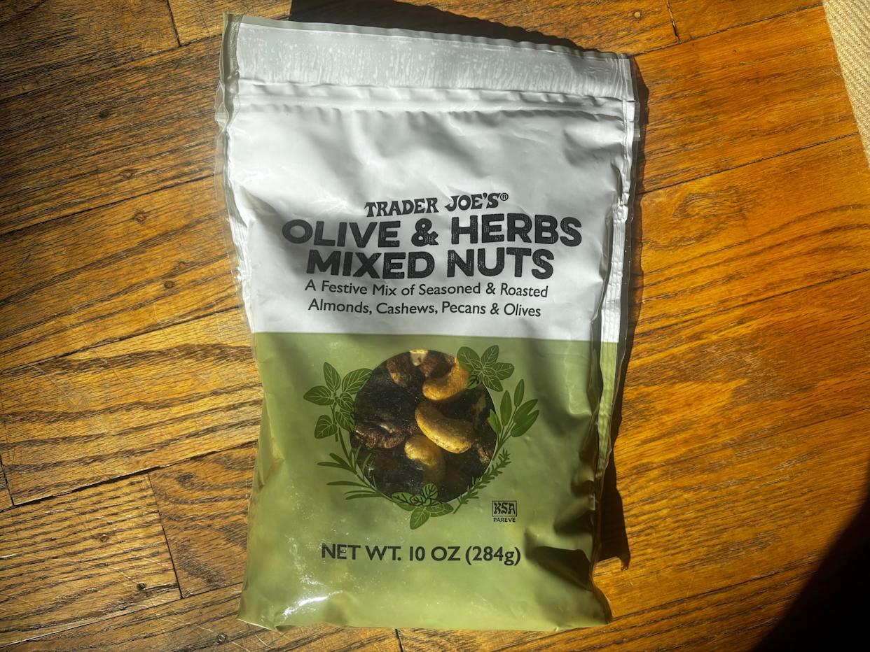 Trader Joe's olive and herbs mixed nuts