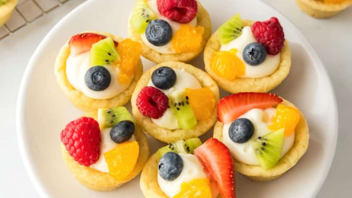Cheesecake Sugar Cooke Cups served on a plate.