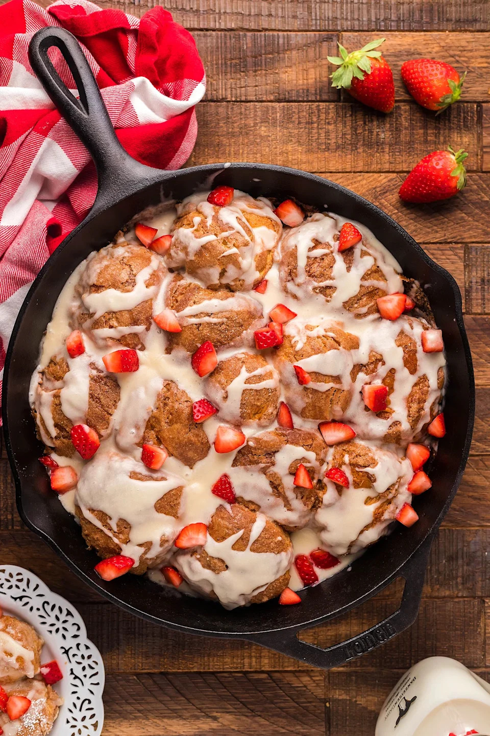 Baked French Toast Skillet - Photo Credit: xoxoBella.