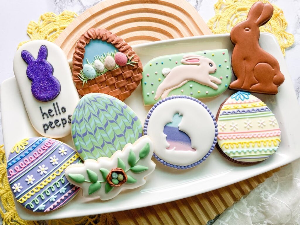Easter cookies! The first pic was for a pop-up and the rest were preorders. The personalized Easter bunny sold the most *by far* if you’re looking for inspo for future presales.
