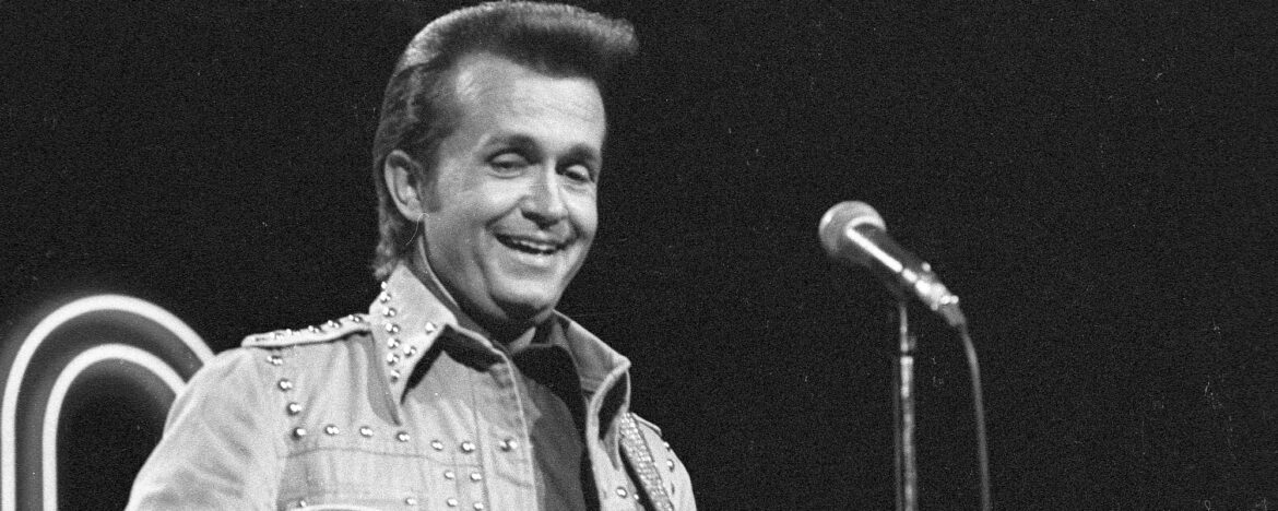 3 Country Hits From 1963 That Are Aging Like Fine Wine