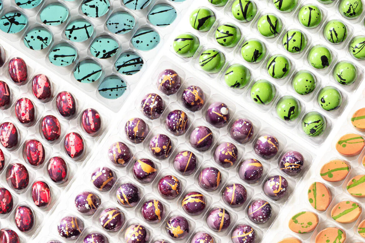 A Favorite Dallas Chocolate Shop Suddenly Shutters, New Italian Debuts in Midway Hollow, and More Dallas Restaurant News