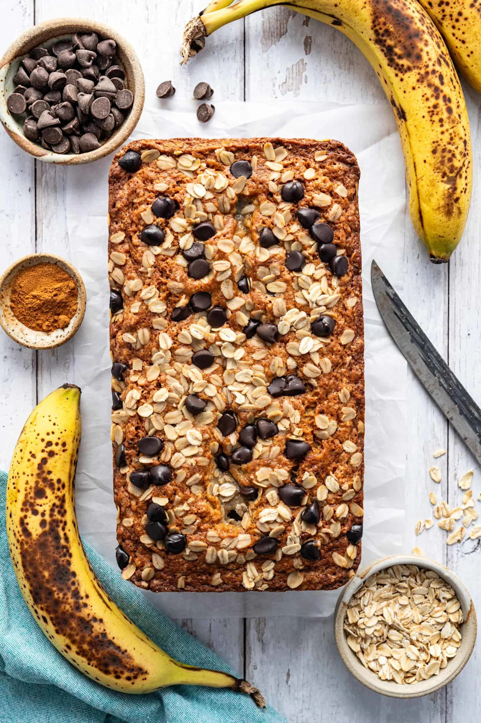 Chocolate Chip Oatmeal Banana Bread - Photo Credit: xoxoBella.