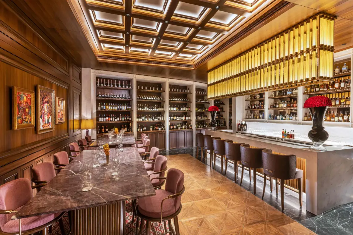 Le_Cirque_3_optimized_650