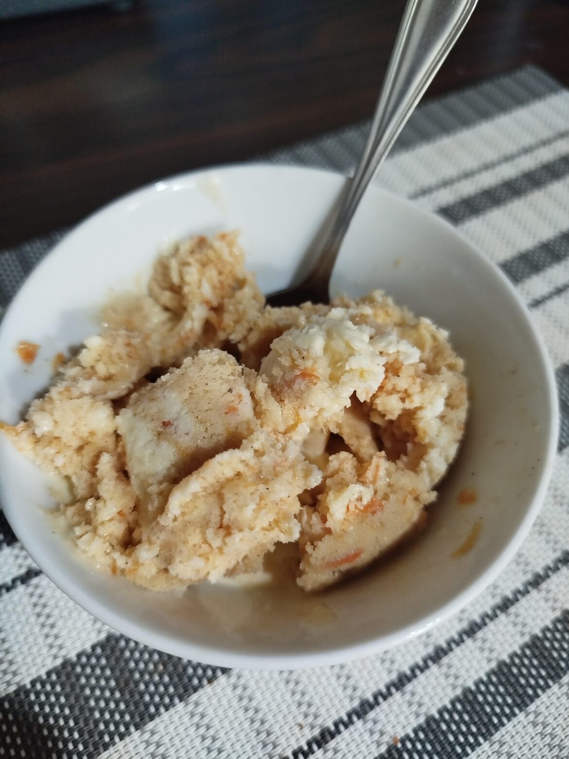 Carrot cake Ice cream Attempt #1