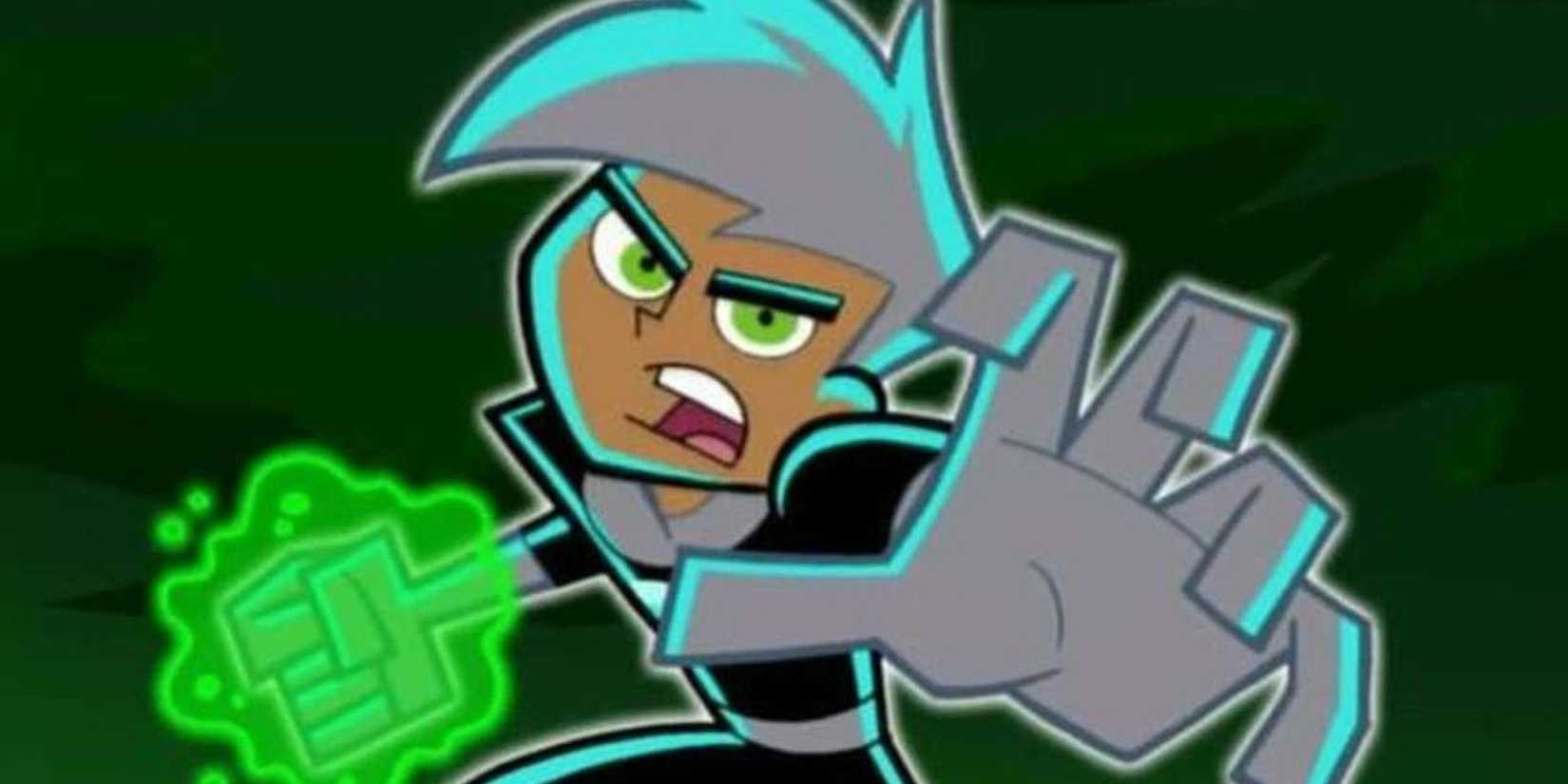 Danny Phantom in action in his titular TV series.