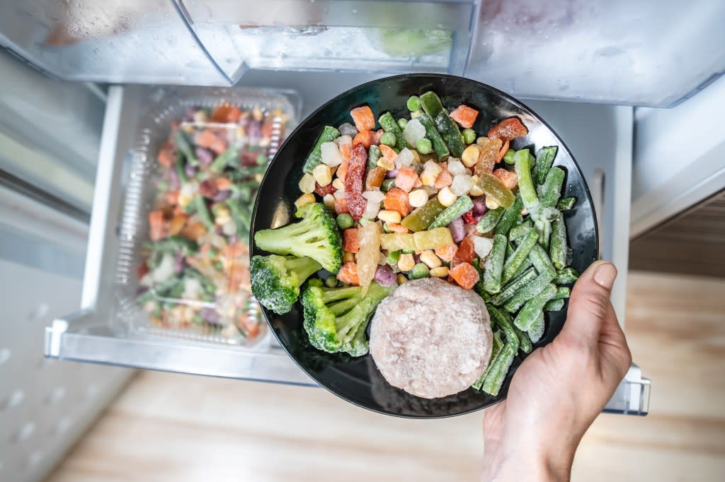 According to dietitian Maya Feller, ingredients and preparation matter more than if the food is frozen. Tatiana – stock.adobe.com