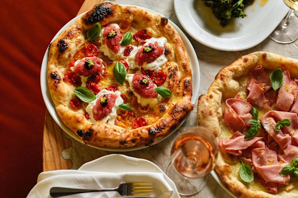 Napoletana and mortadella pizzas at Pizza'Mare.