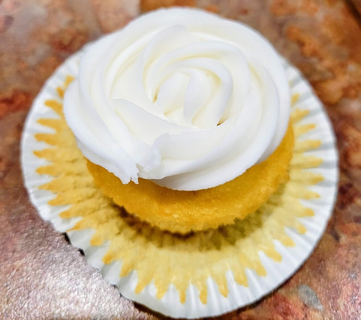 Vanilla cupcake with buttercream frosting