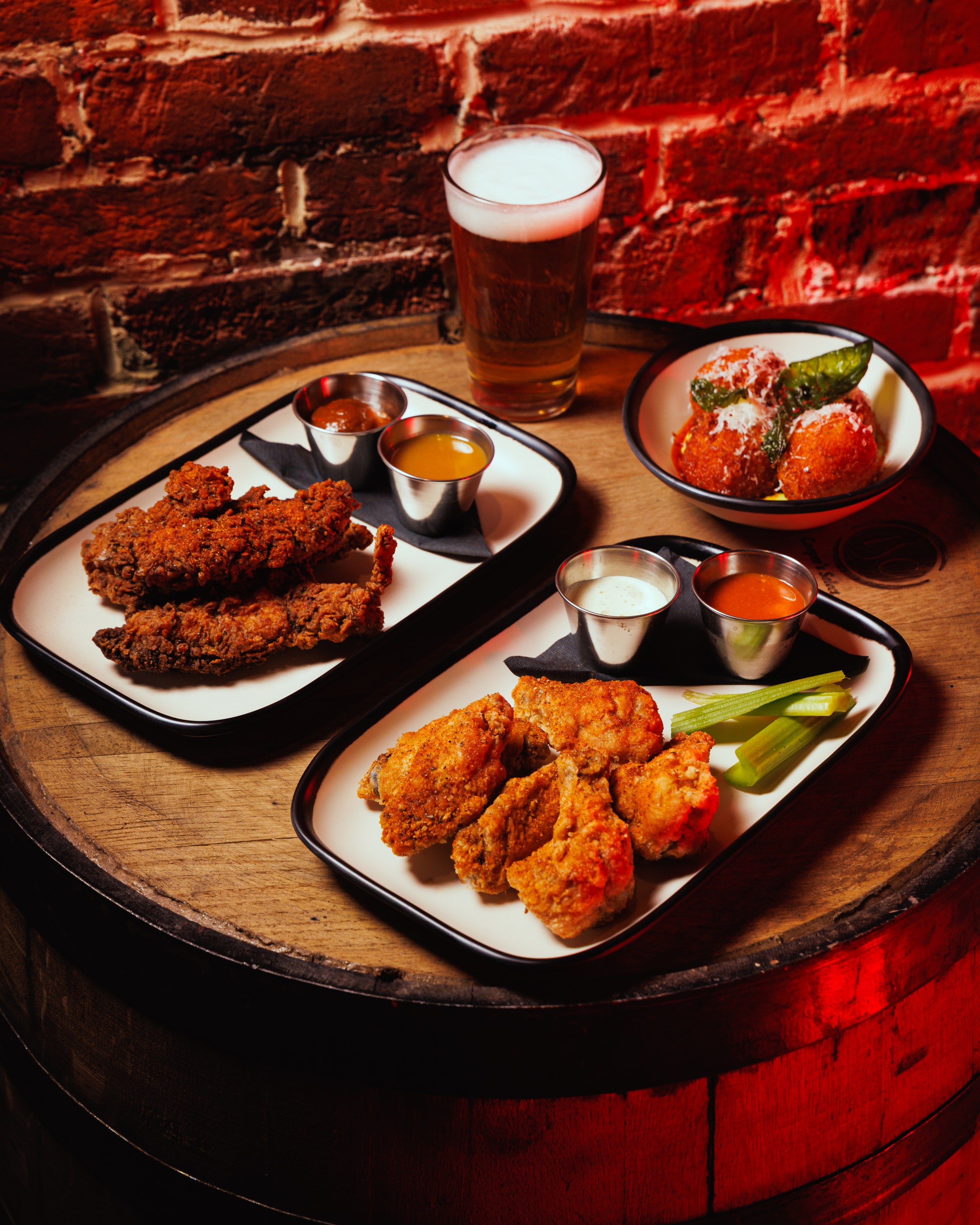 The Commodore’s pub menu makes its way to Old Town.