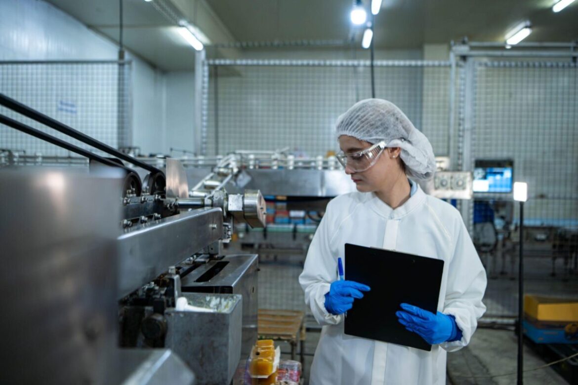 U of I Extension offering food safety training for volunteers across Central Illinois