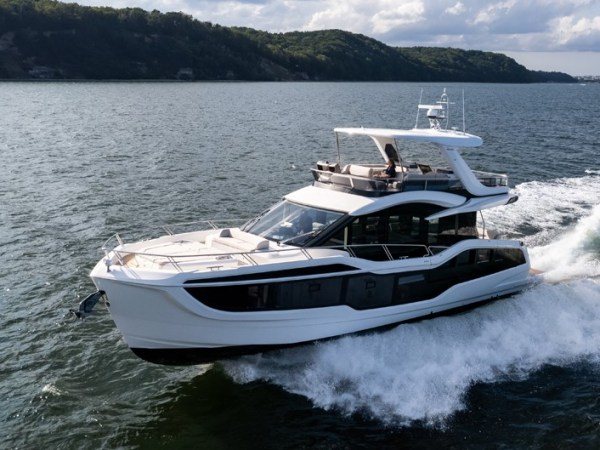 Galeon 560 FLY redux: Award-winning motor yacht steals spotlight at BOOT Düsseldorf 2026