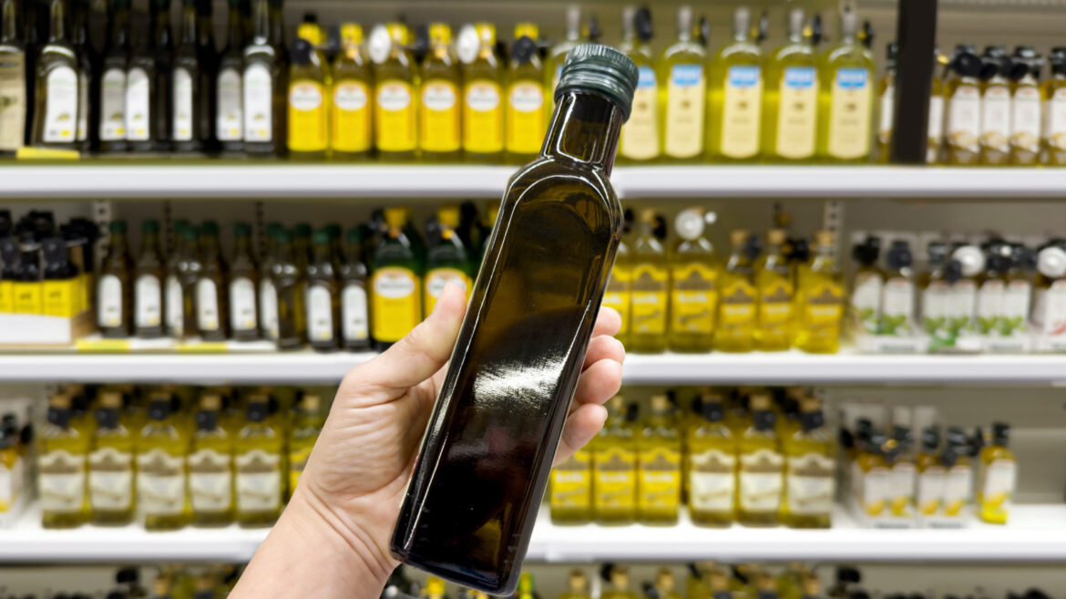 It's Time To Stop Overlooking This Grocery Store Olive Oil