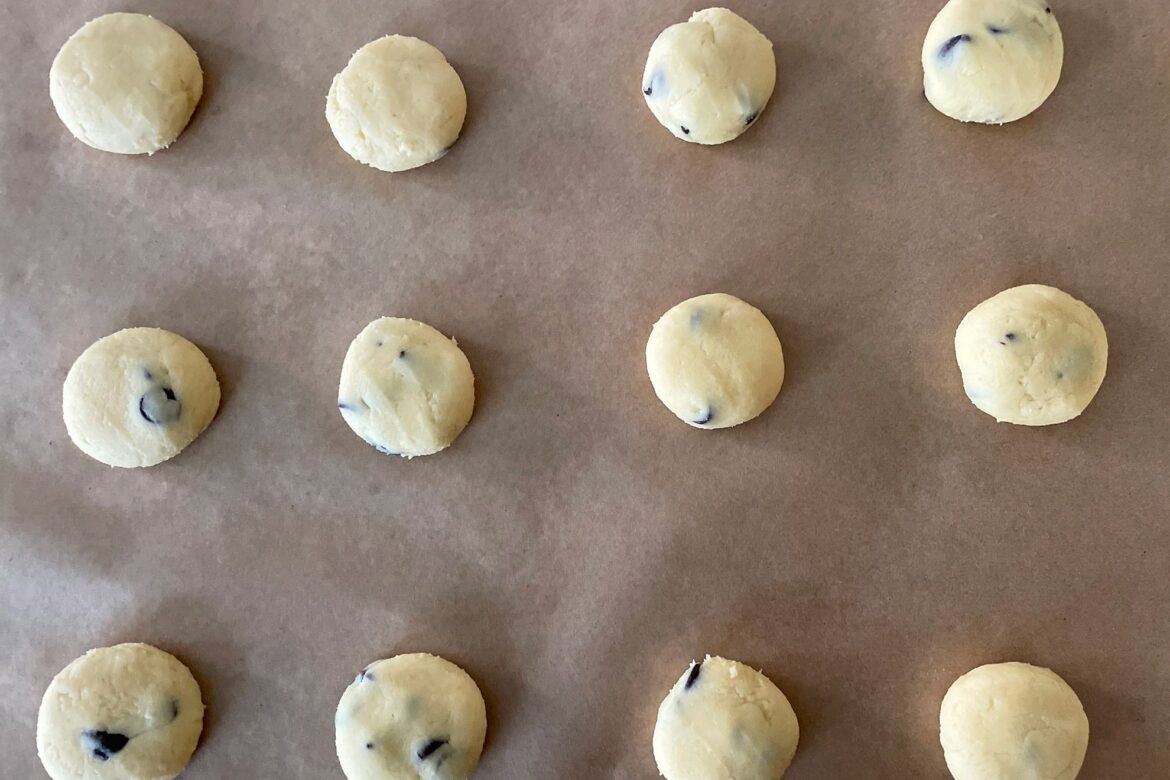 Making choc-chip cookies with leftover buttercream