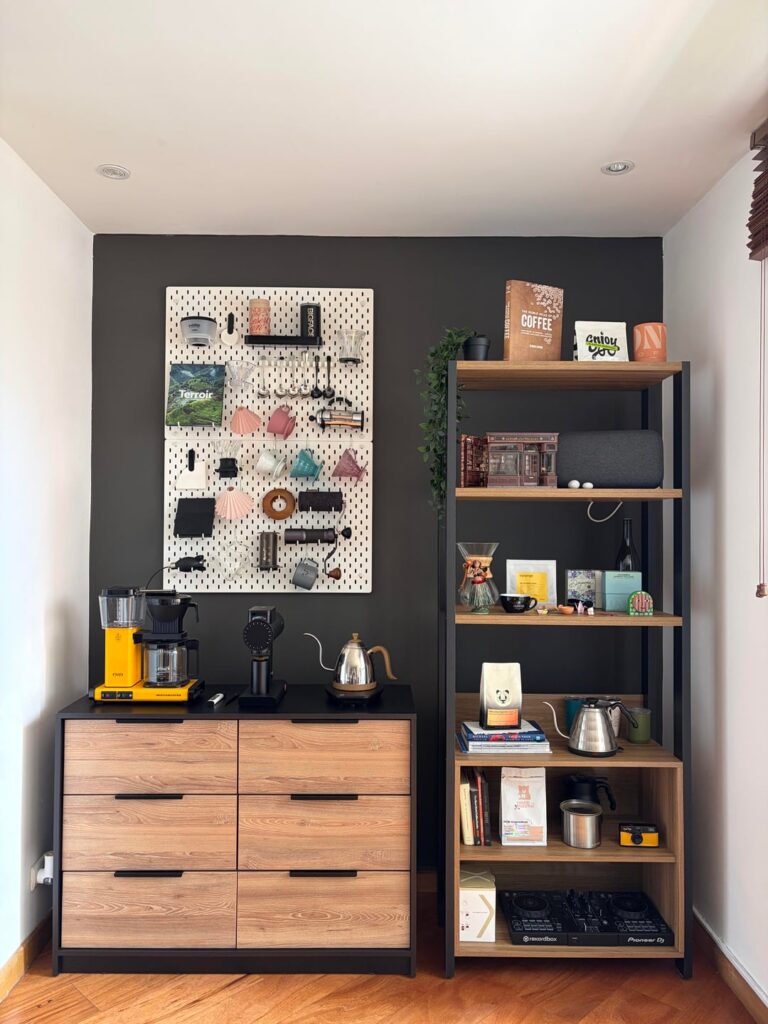 Okay guys, I’m not pretending to sound modest but please look and comment about this magestic piece of art!