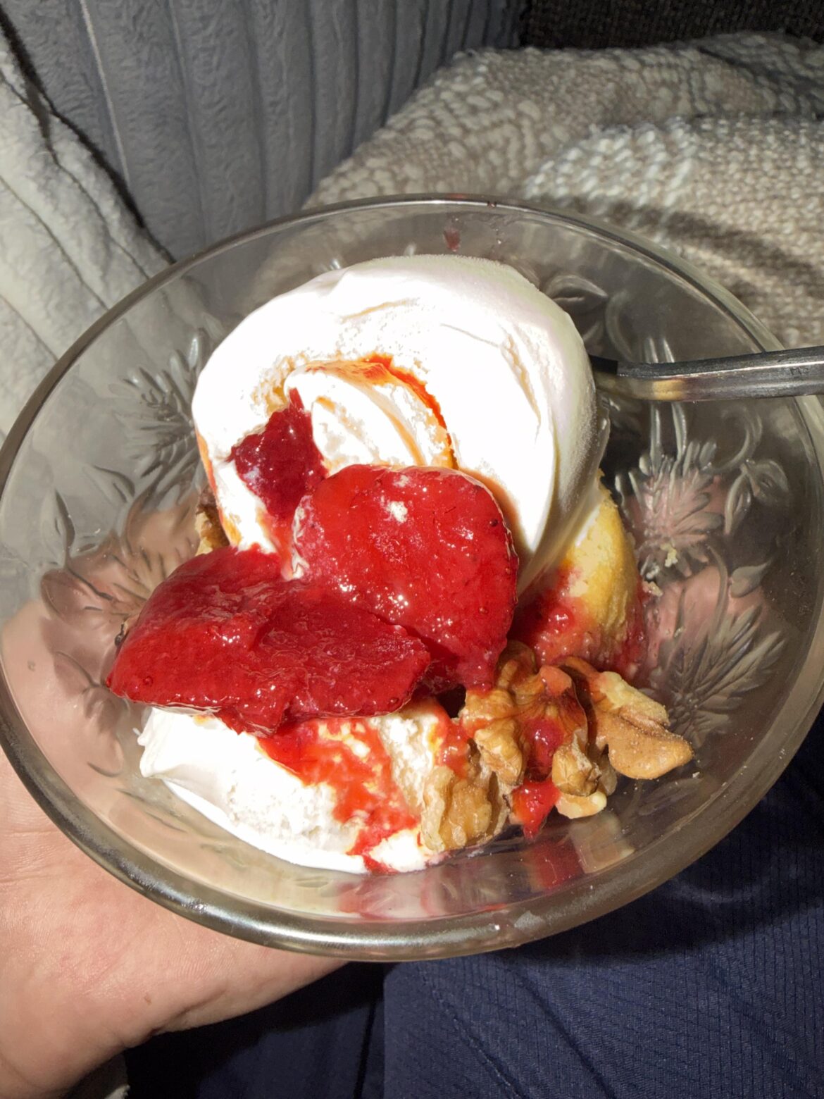 Mini strawberry shortcake added unsalted walnuts