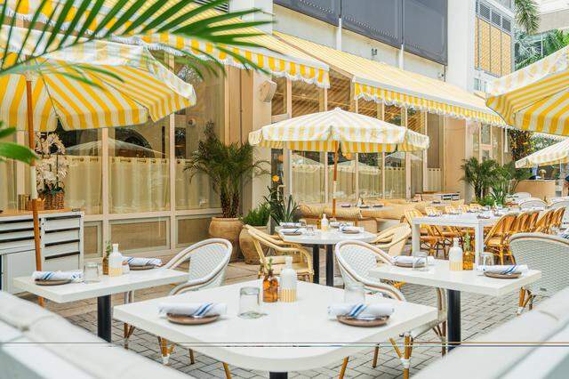 The outdoor patio at Motek in Miami Midtown.