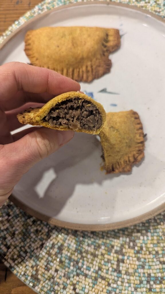 I do love Jamaican patties and this is how I do 'em 😊