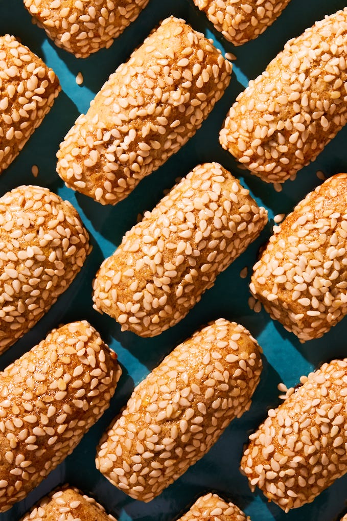 sesame cookies coated in sesame seeds